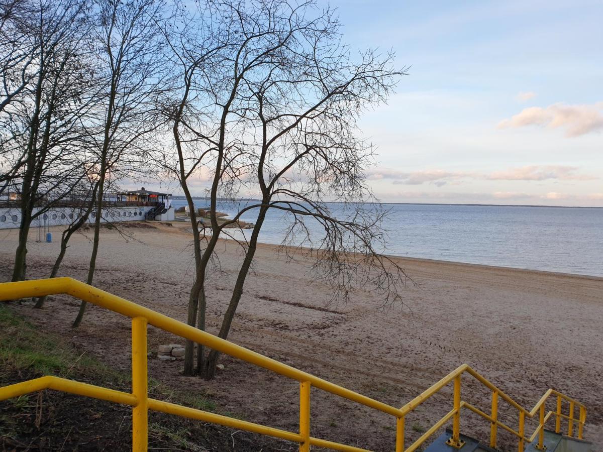 Apartament tuz przy plazy z widokiem na morze, balkonem i hamakami Puck Zewnętrze zdjęcie