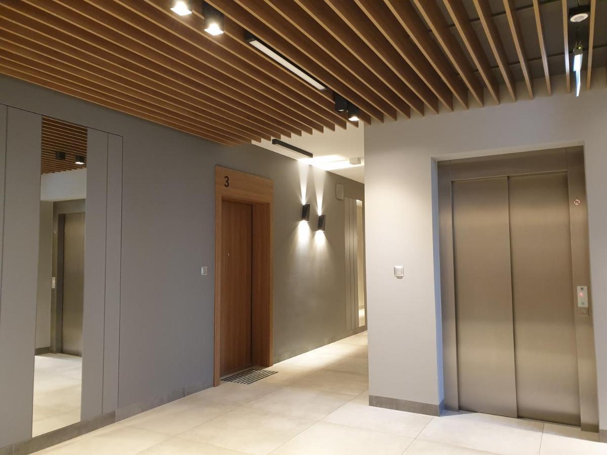 Apartament tuz przy plazy z widokiem na morze, balkonem i hamakami Puck Zewnętrze zdjęcie