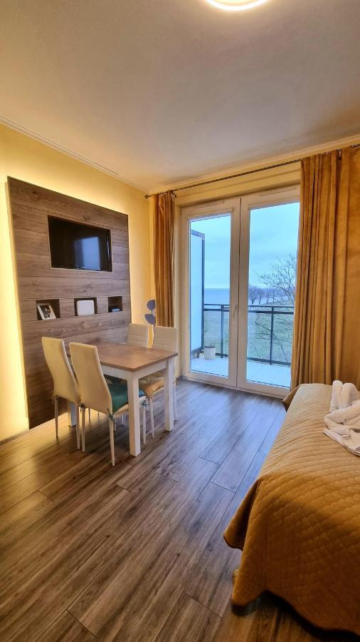Apartament tuz przy plazy z widokiem na morze, balkonem i hamakami Puck Zewnętrze zdjęcie