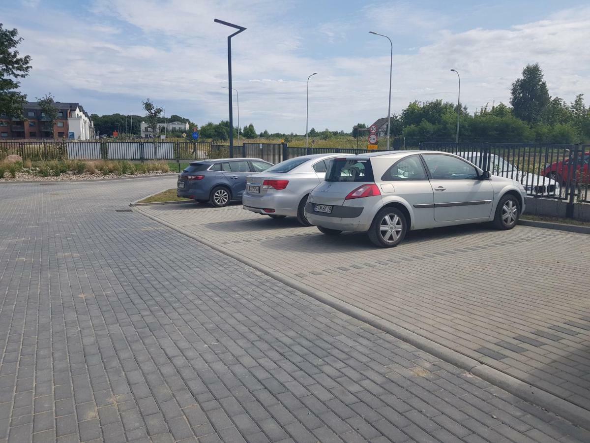 Apartament tuz przy plazy z widokiem na morze, balkonem i hamakami Puck Zewnętrze zdjęcie